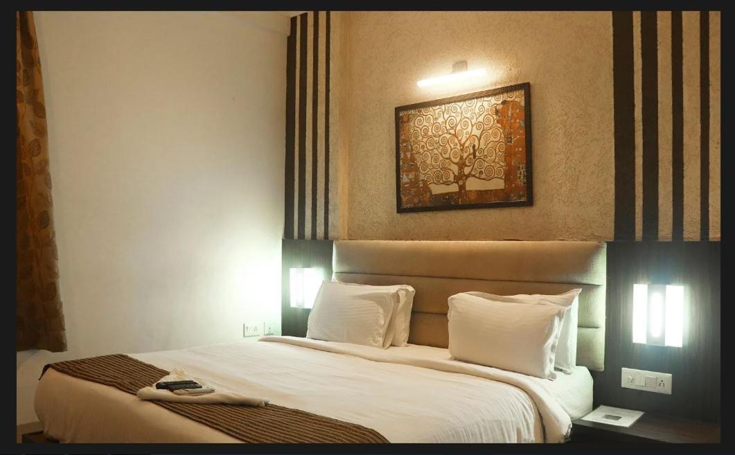The Regal Park Hotel Visakhapatnam Exterior photo